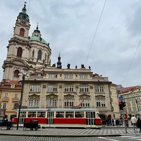 Unique Charles Bridge 2Bdr Apartment. 布拉格 外观 照片