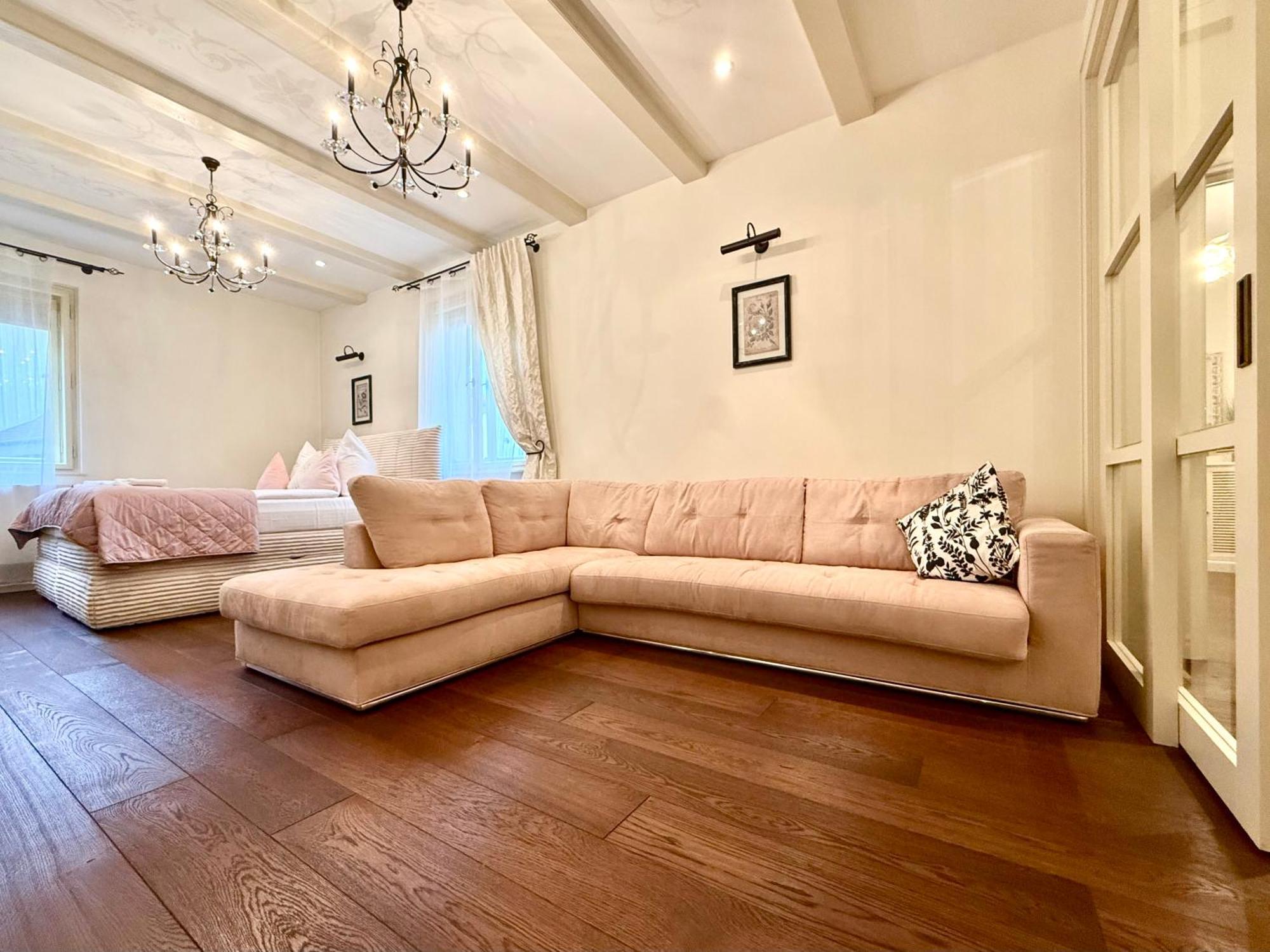 Unique Charles Bridge 2Bdr Apartment. 布拉格 外观 照片