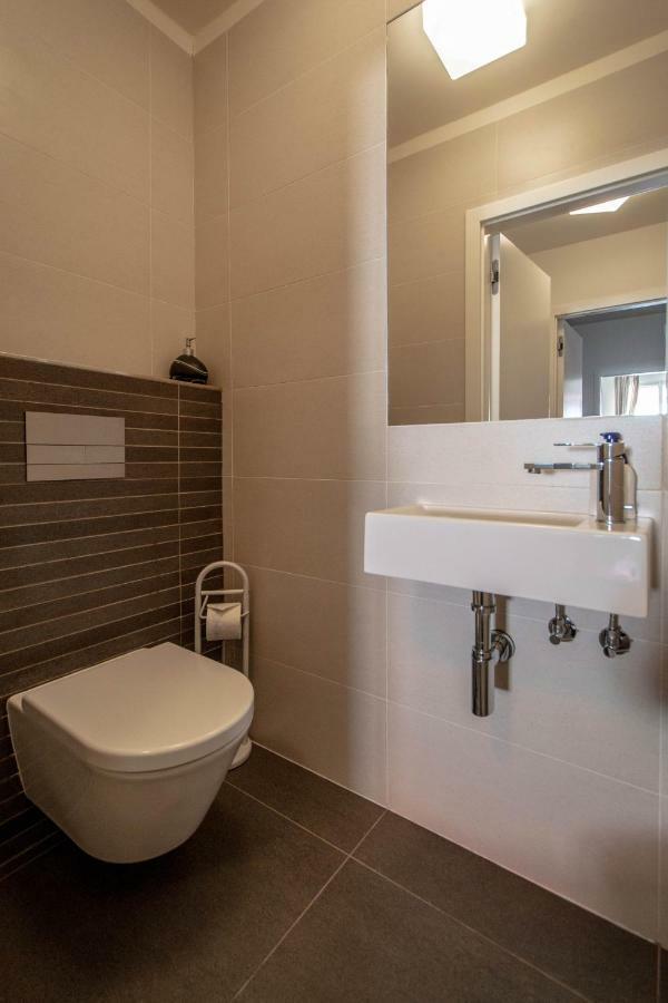 Unique Charles Bridge 2Bdr Apartment. 布拉格 外观 照片