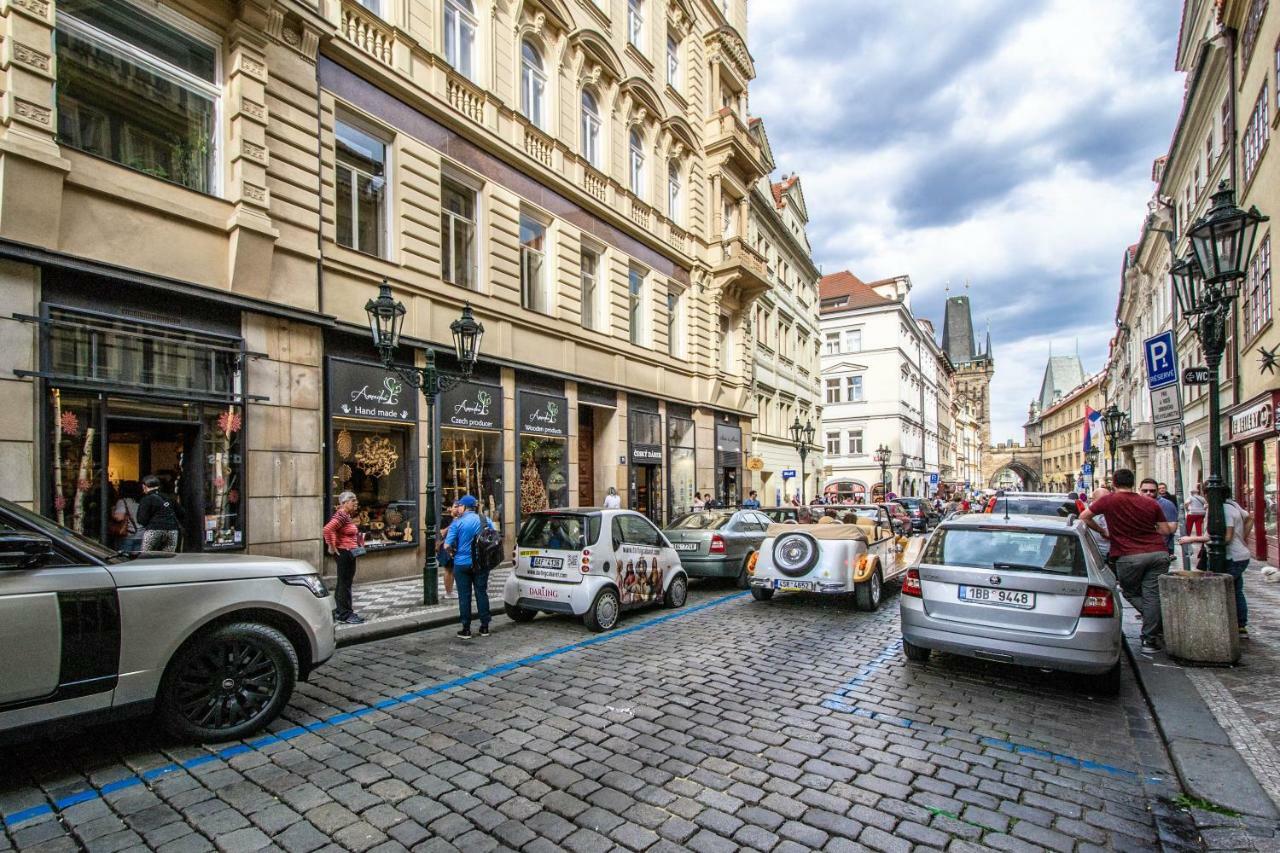 Unique Charles Bridge 2Bdr Apartment. 布拉格 外观 照片