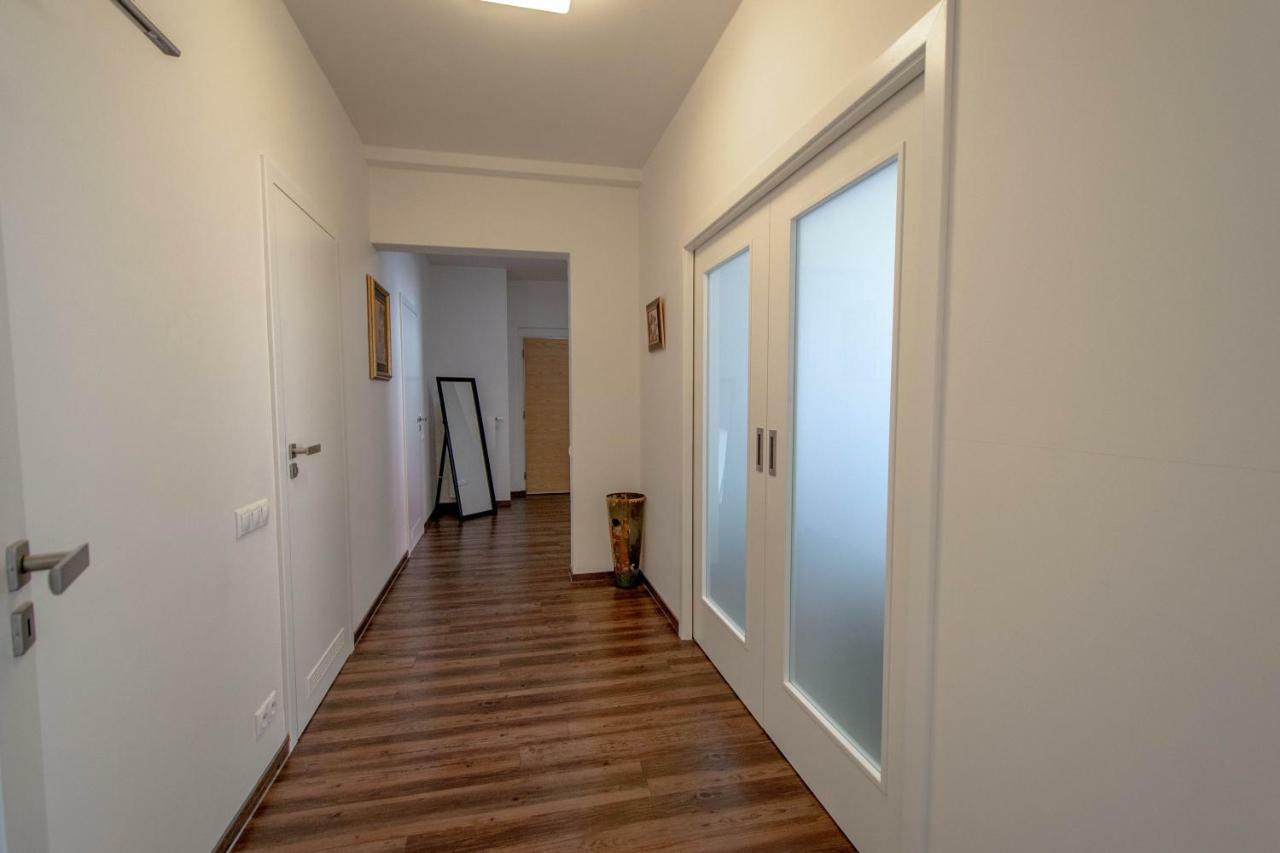Unique Charles Bridge 2Bdr Apartment. 布拉格 外观 照片