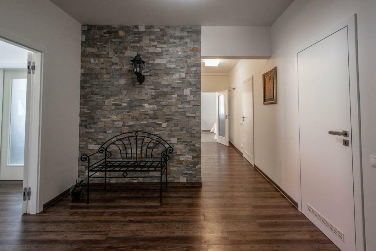 Unique Charles Bridge 2Bdr Apartment. 布拉格 外观 照片