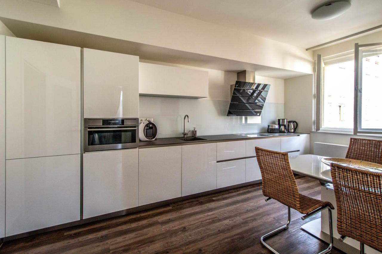 Unique Charles Bridge 2Bdr Apartment. 布拉格 外观 照片